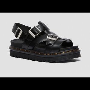 Dr. Martens Terry II Slingback sandals